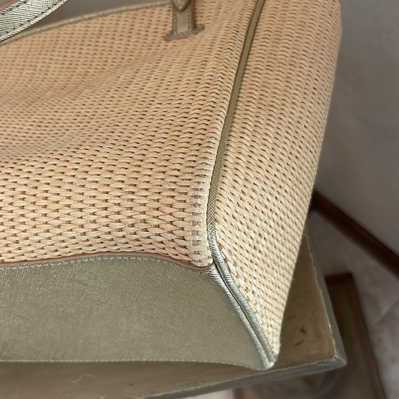 Tory Burch Trimmed Raffia Leather Tote Bag - Picture 7 of 8